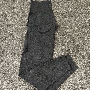 NWOT GEA.co Seamless Grey Leggings